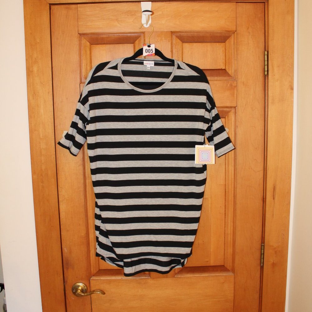 NWT - LuLaRoe Womens Size XS